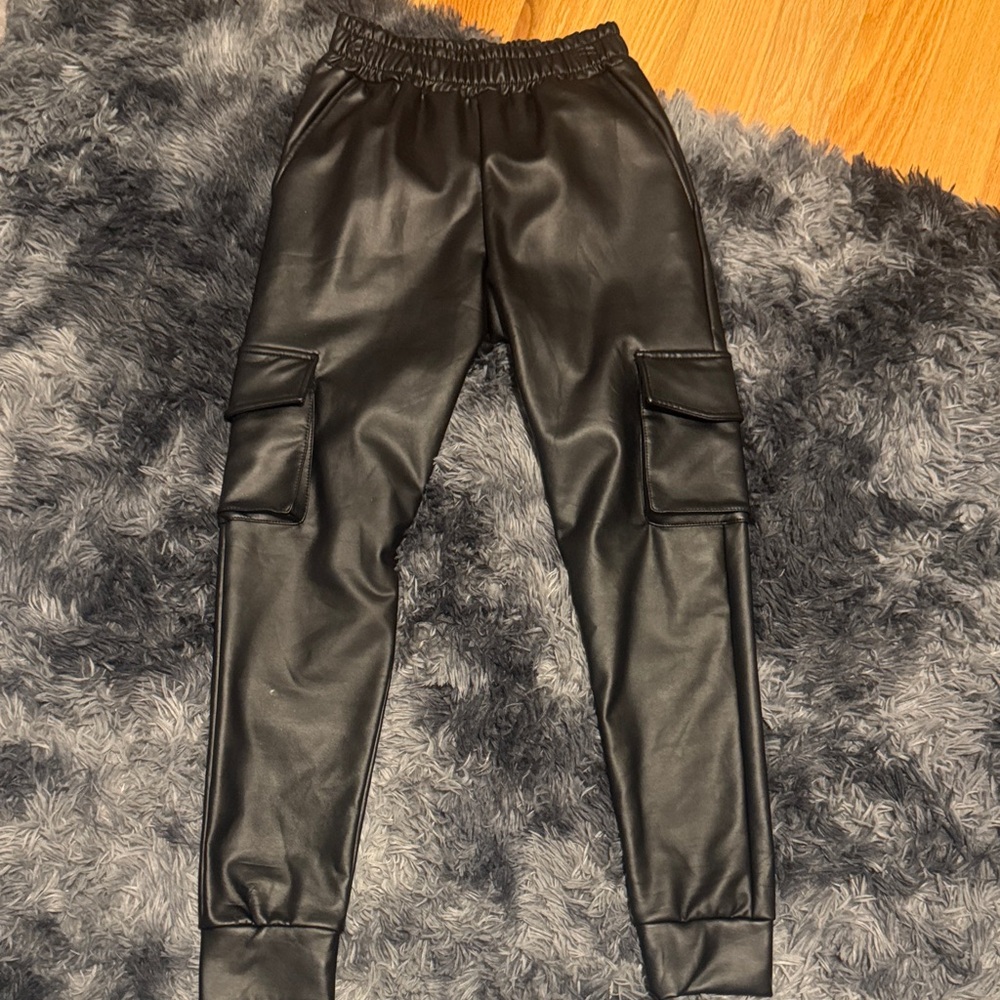 Women’s Black Cargo Pants